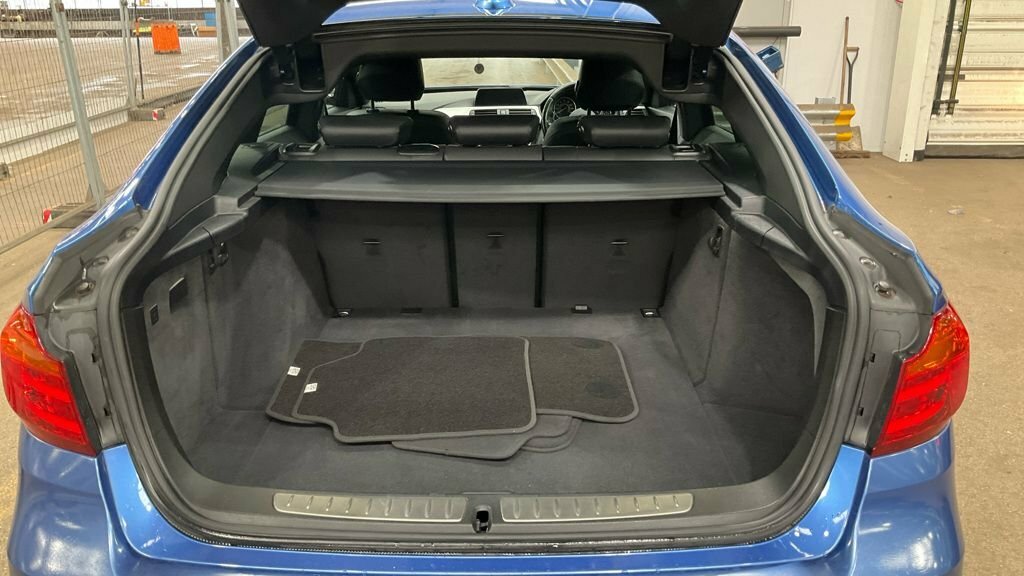 BMW 3 Series Gran Turismo 2L M Sport Blue #4