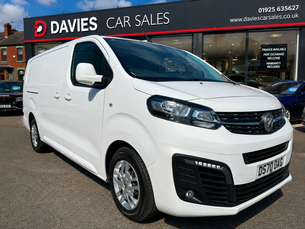 Vauxhall Vivaro 1.5L Sportive White