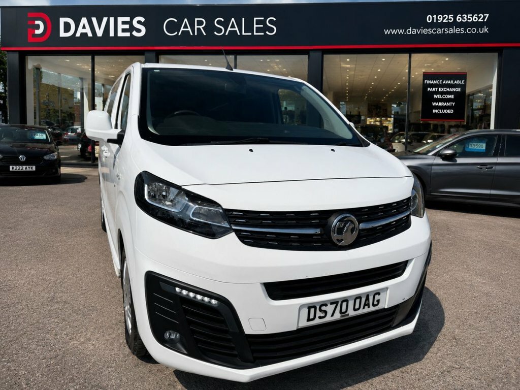 Vauxhall Vivaro 1.5L Sportive White #2