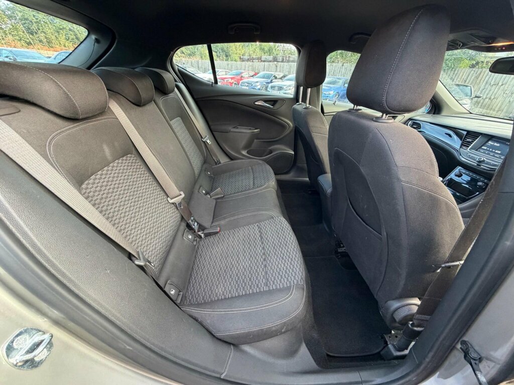 Vauxhall Astra 1.6 Cdti Ecoflex Design Sports Tourer M Silver #14
