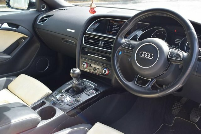 Audi A5 1.8 Tfsi Black Edition Black #2