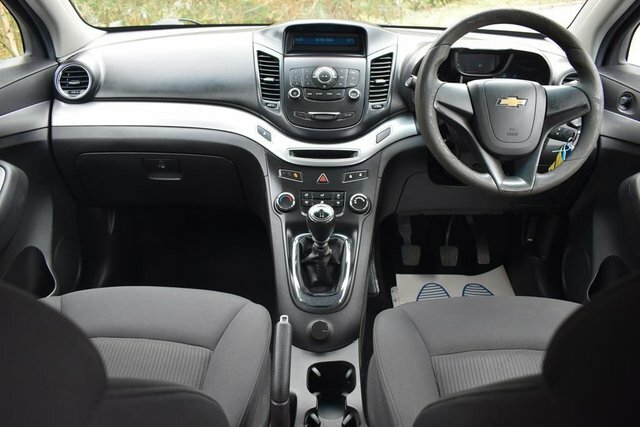 Chevrolet Orlando 1.8 Ls Mpv MJ11EOV Silver #2