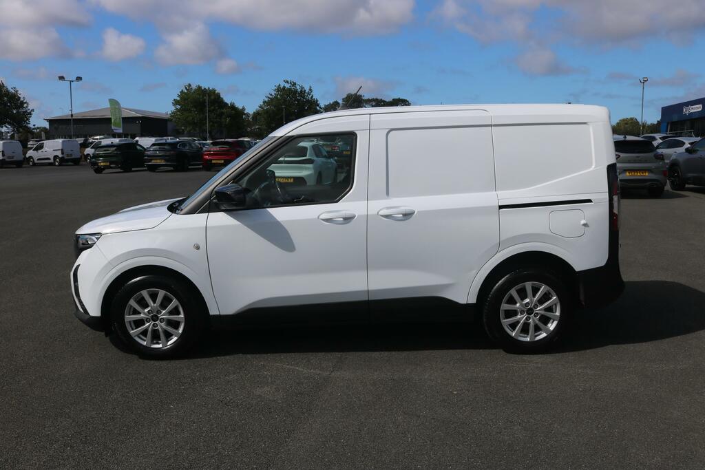 Ford Transit Courier 1.0 Ecoboost Limited Panel Van S White #4