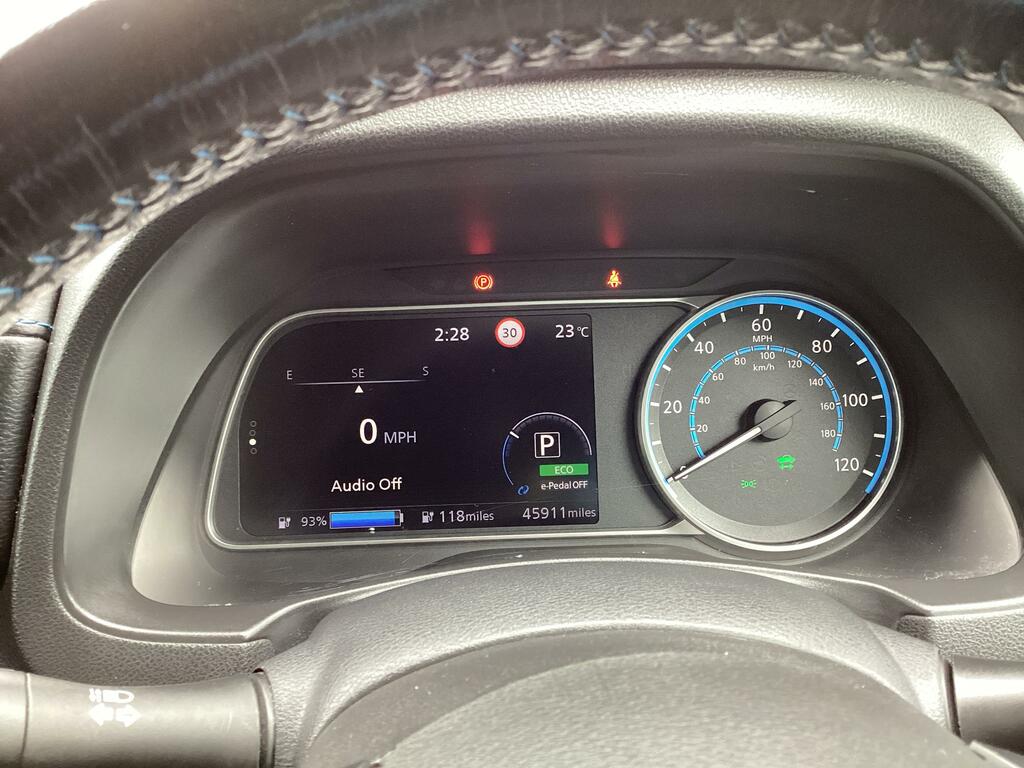 Nissan Leaf 2019 Nissan Leaf 62Kw Tekna White #23