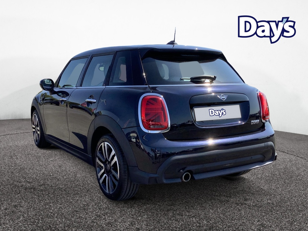 Mini Hatch 1.5 Cooper Exclusive Hatchback Steptron Black #5