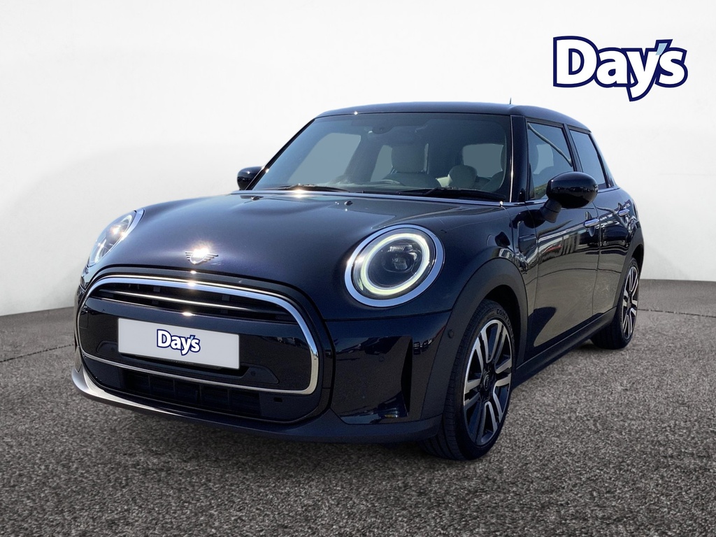 Mini Hatch 1.5 Cooper Exclusive Hatchback Steptron Black #3
