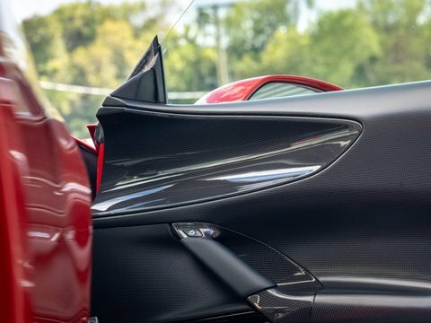 Ferrari Sf90 Stradale 4.0T V8 7.9Kwh 