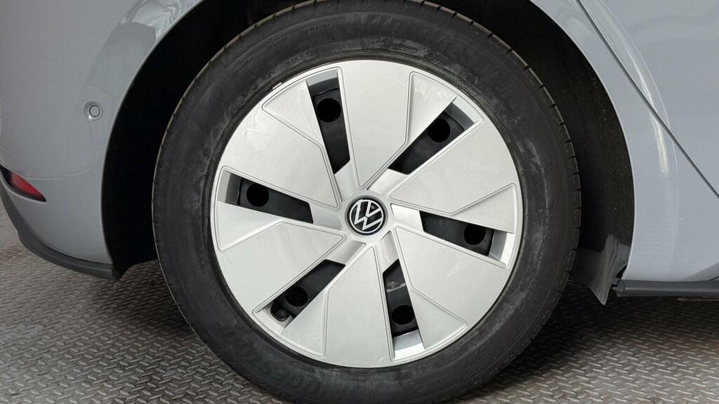 Volkswagen ID.3 Pro 58Kwh Life Hatchback 145 Ps Grey #54