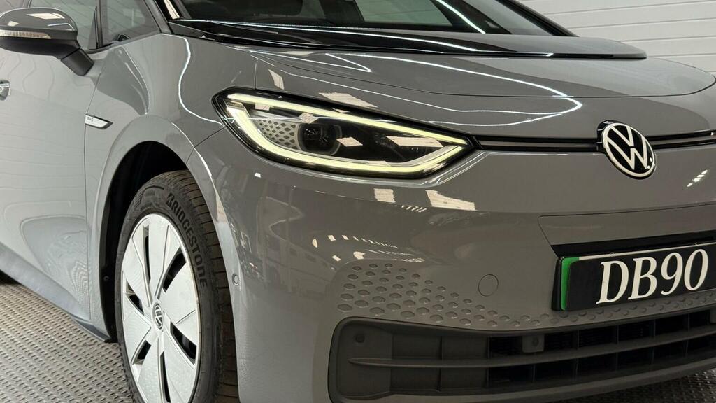 Volkswagen ID.3 Pro 58Kwh Life Hatchback 145 Ps Grey #13