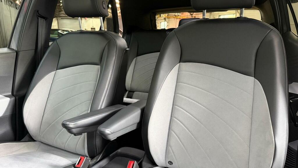 Volkswagen ID.3 Pro 58Kwh Life Hatchback 145 Ps Grey #49