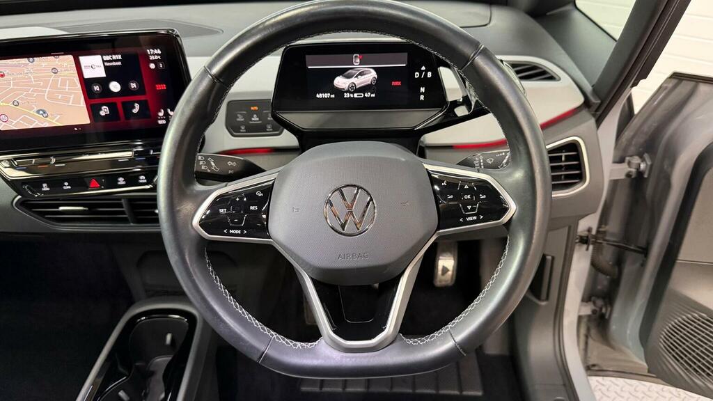 Volkswagen ID.3 Pro 58Kwh Life Hatchback 145 Ps Grey #25
