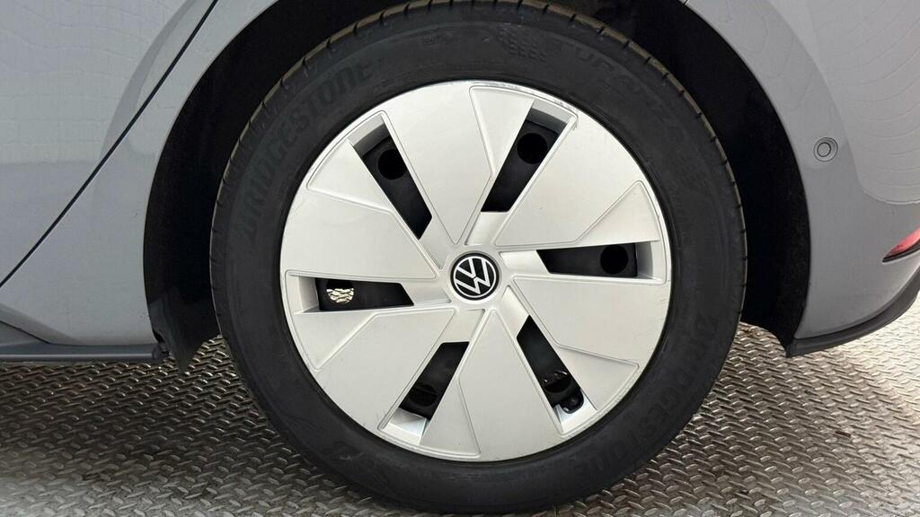 Volkswagen ID.3 Pro 58Kwh Life Hatchback 145 Ps Grey #53