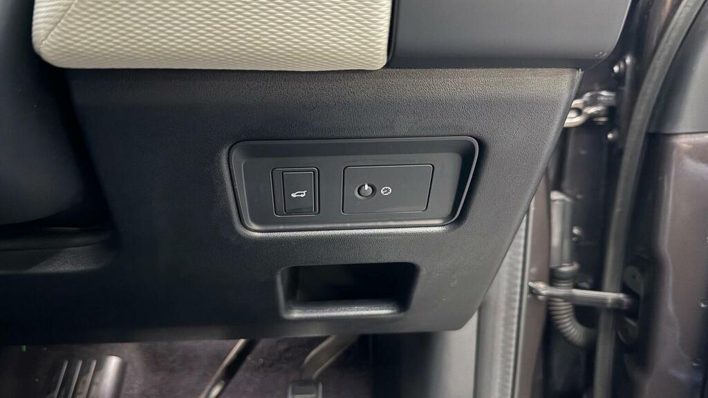 Land Rover Discovery 3.0 P360 Metropolitan Edition Silver #31