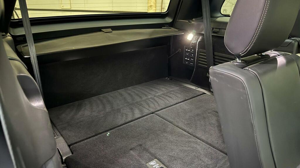 Land Rover Discovery 3.0 P360 Metropolitan Edition Silver #46