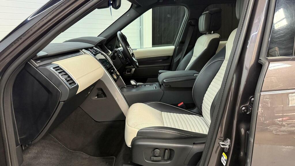Land Rover Discovery 3.0 P360 Metropolitan Edition Silver #61