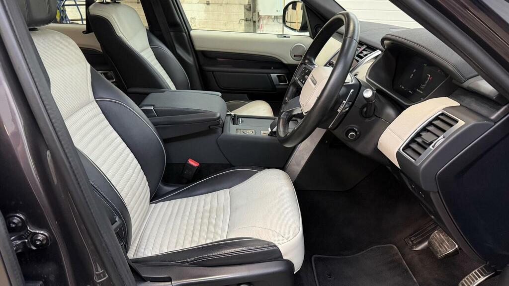 Land Rover Discovery 3.0 P360 Metropolitan Edition Silver #29