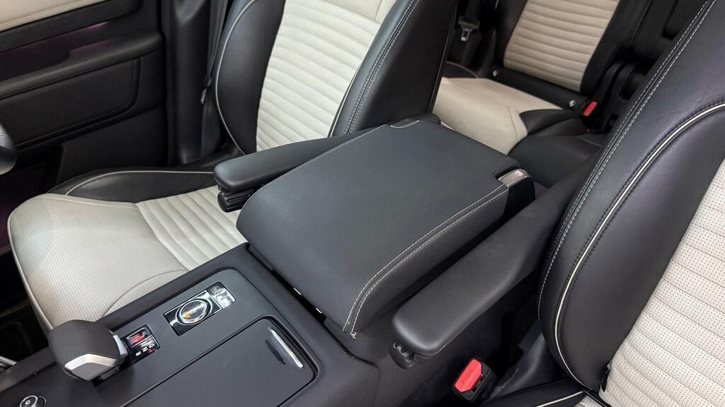 Land Rover Discovery 3.0 P360 Metropolitan Edition Silver #62