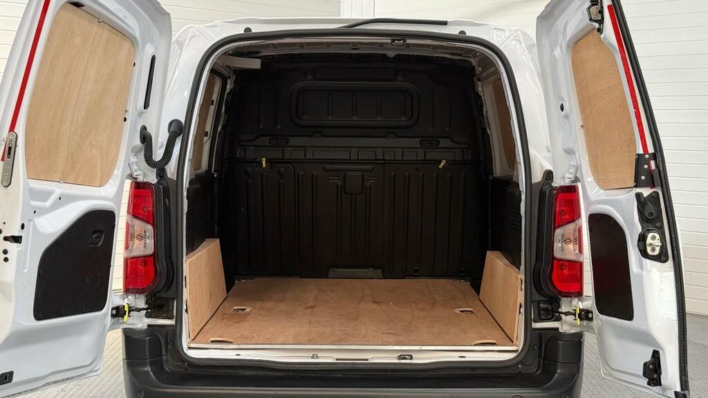 Peugeot Partner 1.5 Bluehdi 1000 Professional Standard Panel Van S White #3