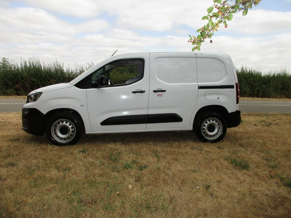 Peugeot Partner 1.5 Bluehdi 1000 Professional Premium Standard P White #3