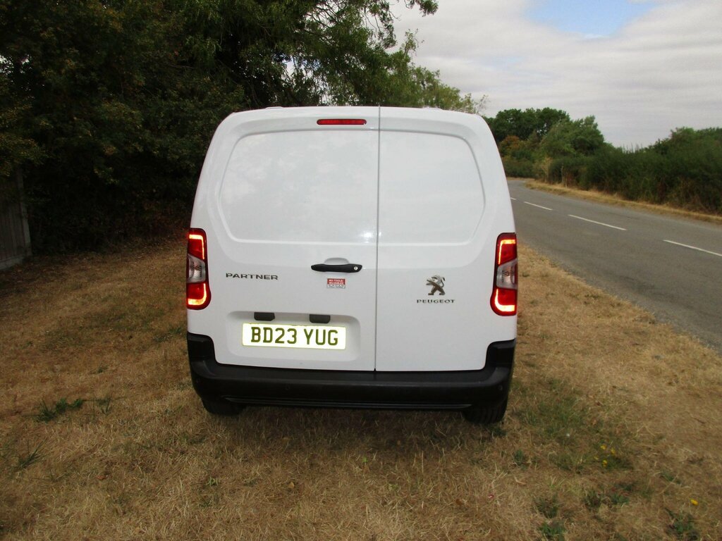 Peugeot Partner Hdi 100Ps 1000 Professional Premium Euro 6 With White #10