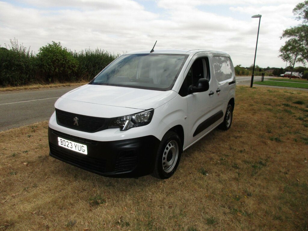 Peugeot Partner 1.5 Bluehdi 1000 Professional Premium Standard P White