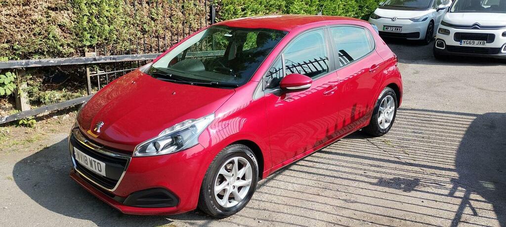 Peugeot 208 1.2 Puretech Active Etg Euro 6 Ss MV18WTO Red #2