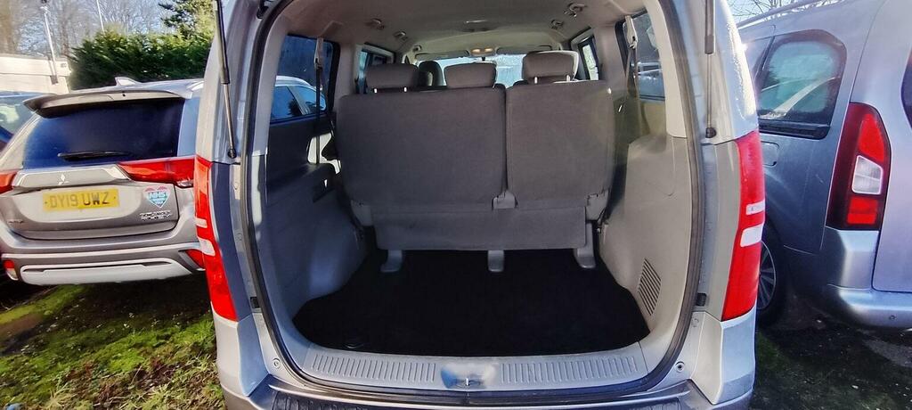 Hyundai I800 Mpv 2.5 Crdi Se Nav Euro 6 201919 Grey #15