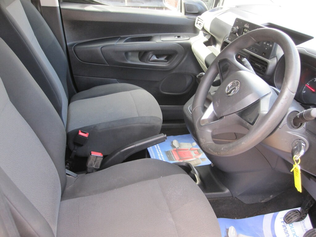 Vauxhall Combo 1.5 Turbo D Energy 7 Seat Estate Grey #12