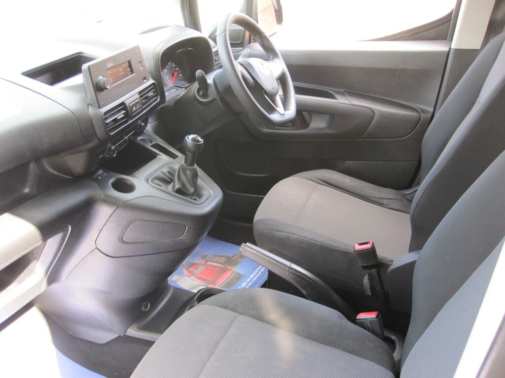 Vauxhall Combo 1.5 Turbo D Energy 7 Seat Estate Grey #14