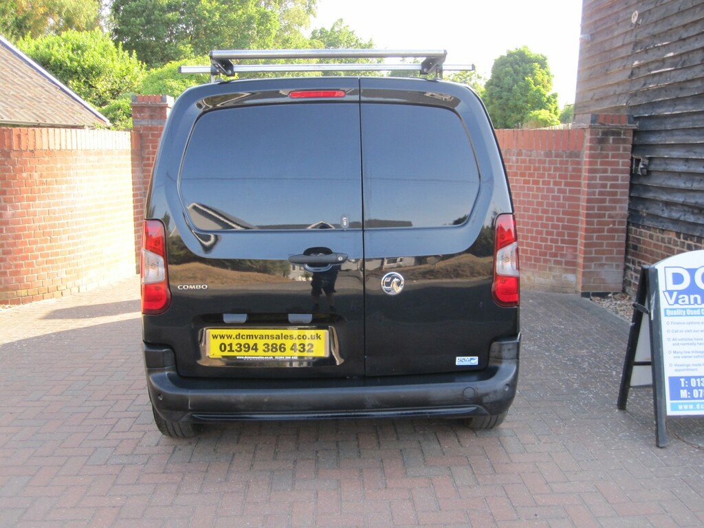 Vauxhall Combo 1.6 Turbo D 2000 Edition 2019 Black #4