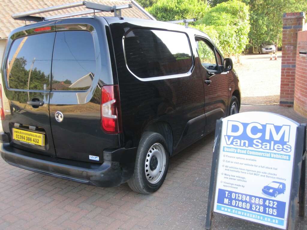 Vauxhall Combo 1.6 Turbo D 2000 Edition 2019 Black #3