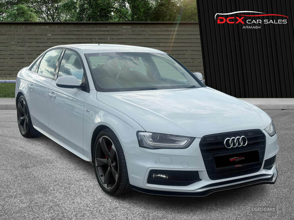 Audi A4 2.0 Tdi 150 Black Edition White