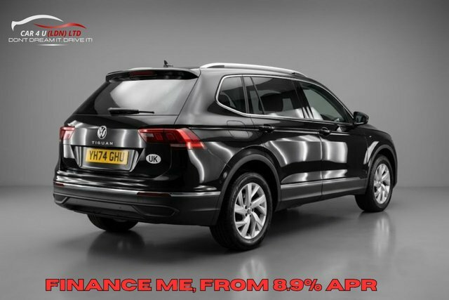 Volkswagen Tiguan Allspace Tsi Life Suv YH74GHU Black #2