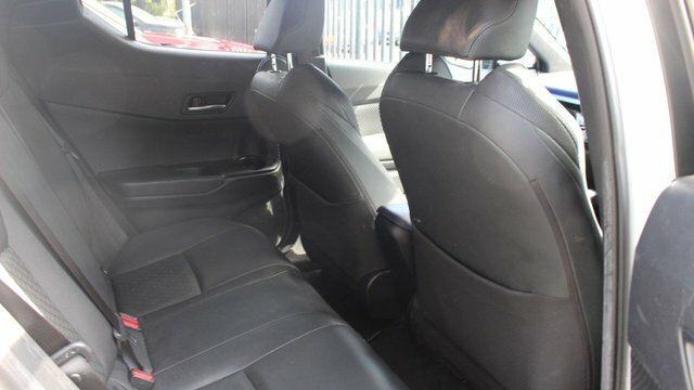 Toyota C-Hr Vvt-h Dynamic Suv White #6