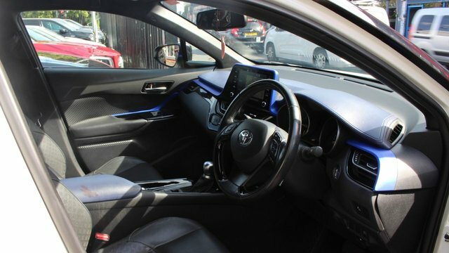 Toyota C-Hr Vvt-h Dynamic Suv White #5