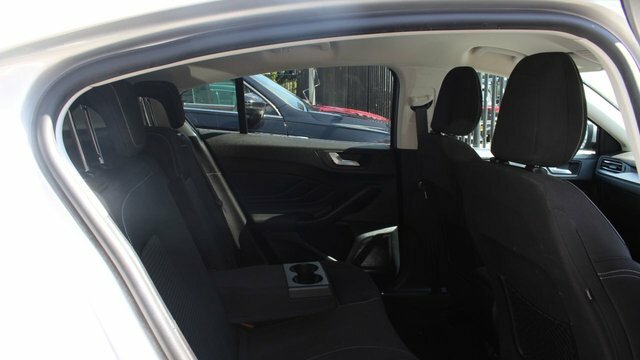 Ford Focus Ecoboost Titanium Hatchback Silver #4