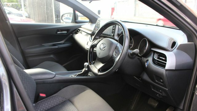 Toyota C-Hr Vvt-h Gpf Icon Suv Grey #4