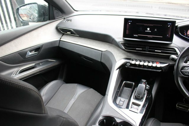 Peugeot 5008 Puretech Gt Suv Black #3