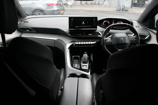 Peugeot 5008 Puretech Gt Suv Black #2