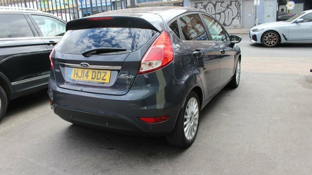 Ford Fiesta Ecoboost Titanium Hatchback HJ14DDZ Grey #6
