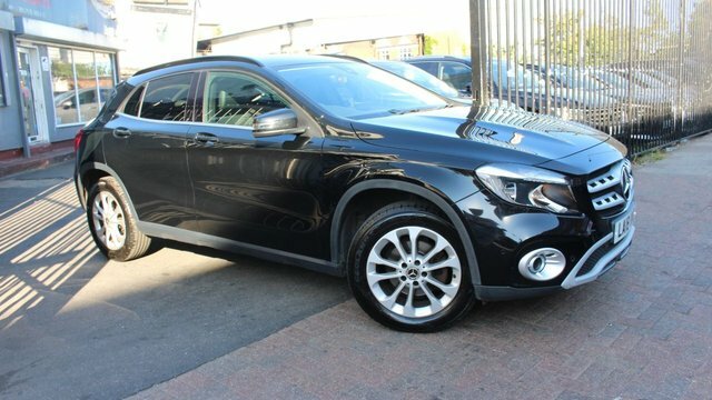 Mercedes-Benz GLA Class Gla200 Se Executive Suv Black