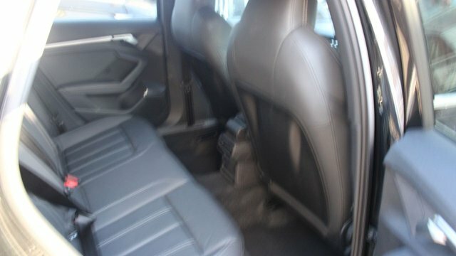 Audi A3 Tfsi 30 S Line Black #4