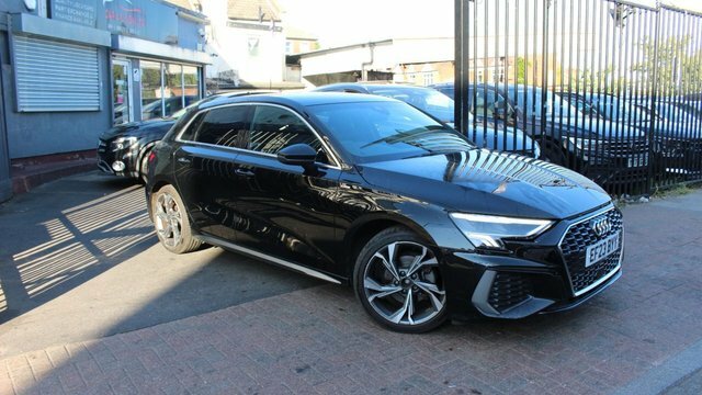 Audi A3 Tfsi 30 S Line Black