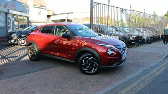 Nissan Juke N-connecta Suv Red