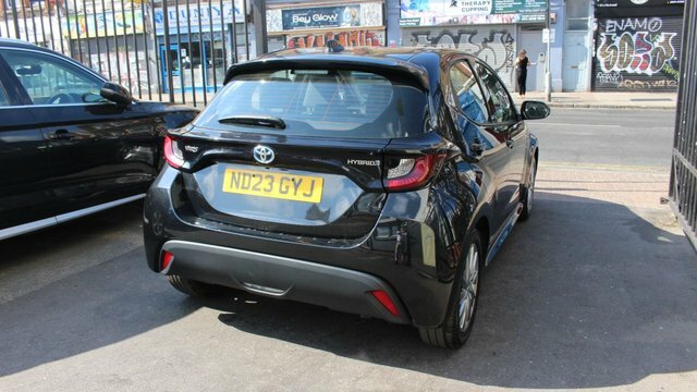 Toyota Yaris Vvt-h Icon Hatchback Black #5