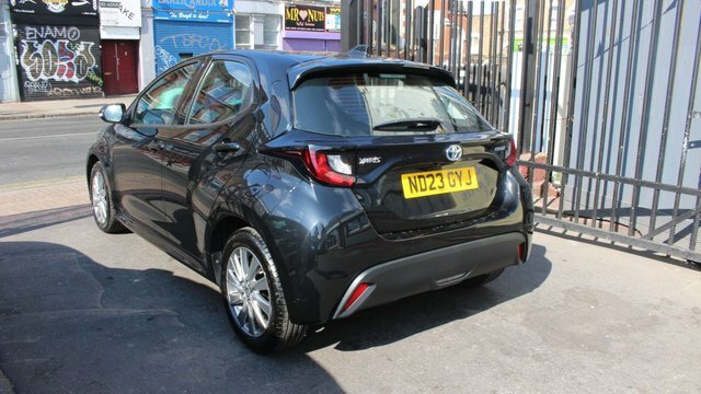 Toyota Yaris Vvt-h Icon Hatchback Black #6