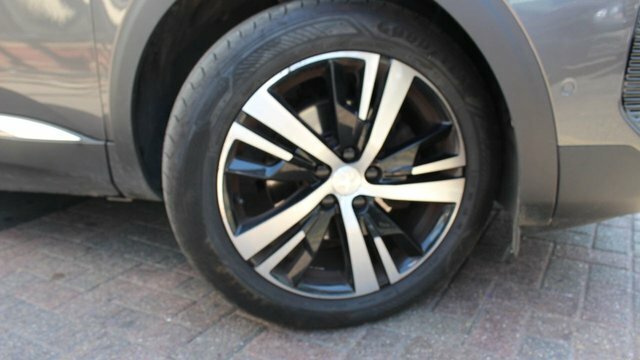 Peugeot 5008 Puretech Gt Suv Grey #3