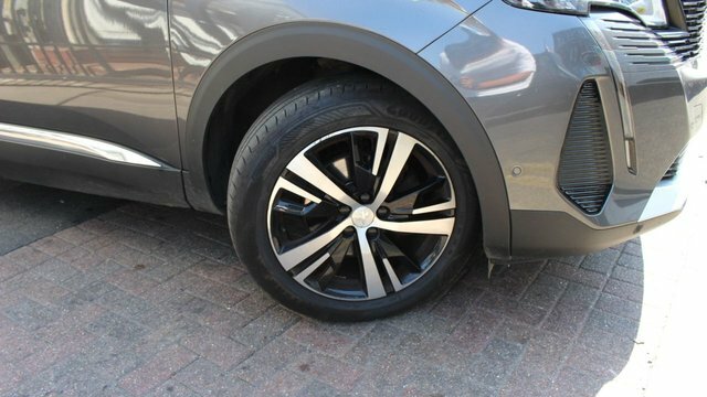 Peugeot 5008 Puretech Gt Suv Grey #2