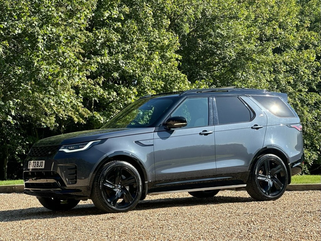 Land Rover Discovery 3L Dynamic Hse Blue