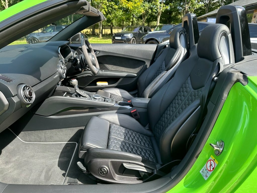 Audi TT RS 2.5L Sport Edition Green #2
